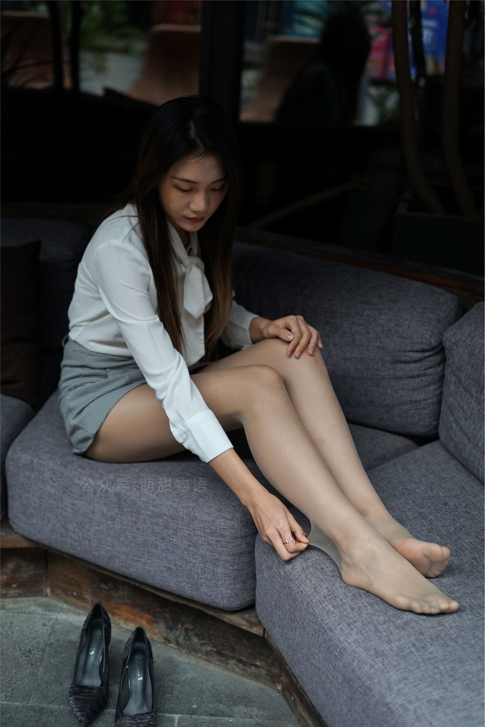 萌甜物语 XM210 《在路边的座位玩脚脚-笑笑(含SP)》